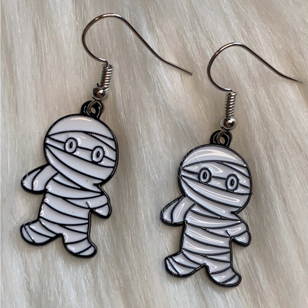 MUMMY EARRINGS